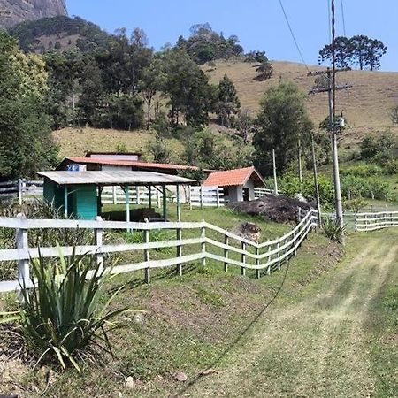 Recanto Embahu São Bento do Sapucaí Esterno foto
