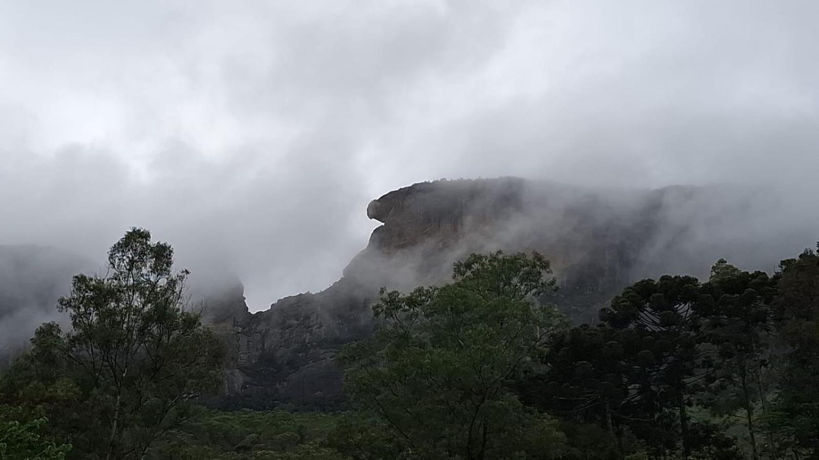 Recanto Embahu São Bento do Sapucaí Esterno foto