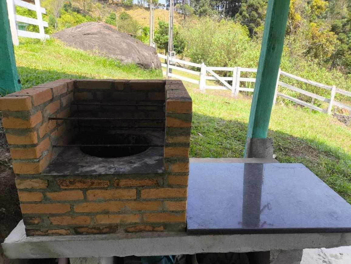 Recanto Embahu São Bento do Sapucaí Esterno foto